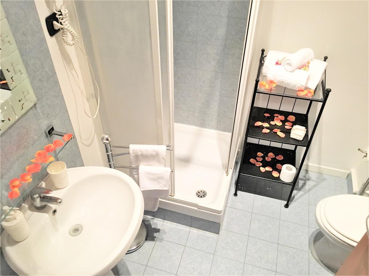 La Foglia Blu B&B Rome Bagian luar foto